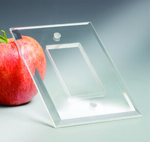 Single Decora switch plate in clear low iron glass from Arnev Products, Inc.